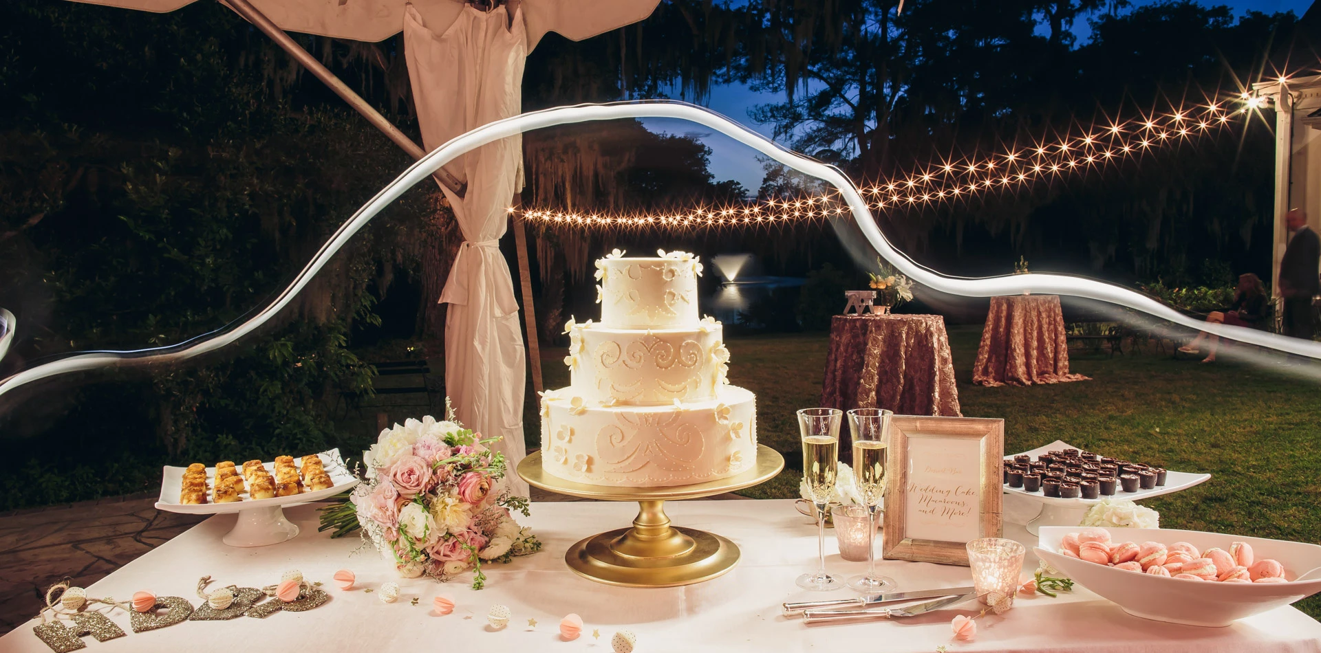 Wedding cake in Charleston, SC
